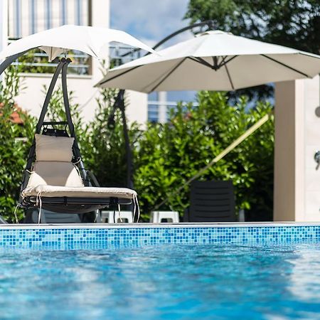 Apartments Rivijera 헤르섹 외부 사진