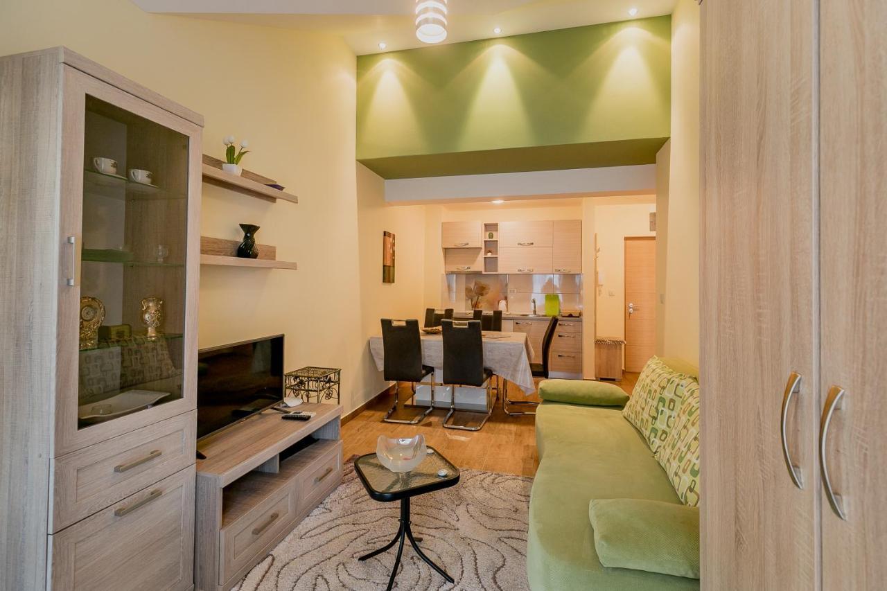 Apartments Rivijera 헤르섹 외부 사진