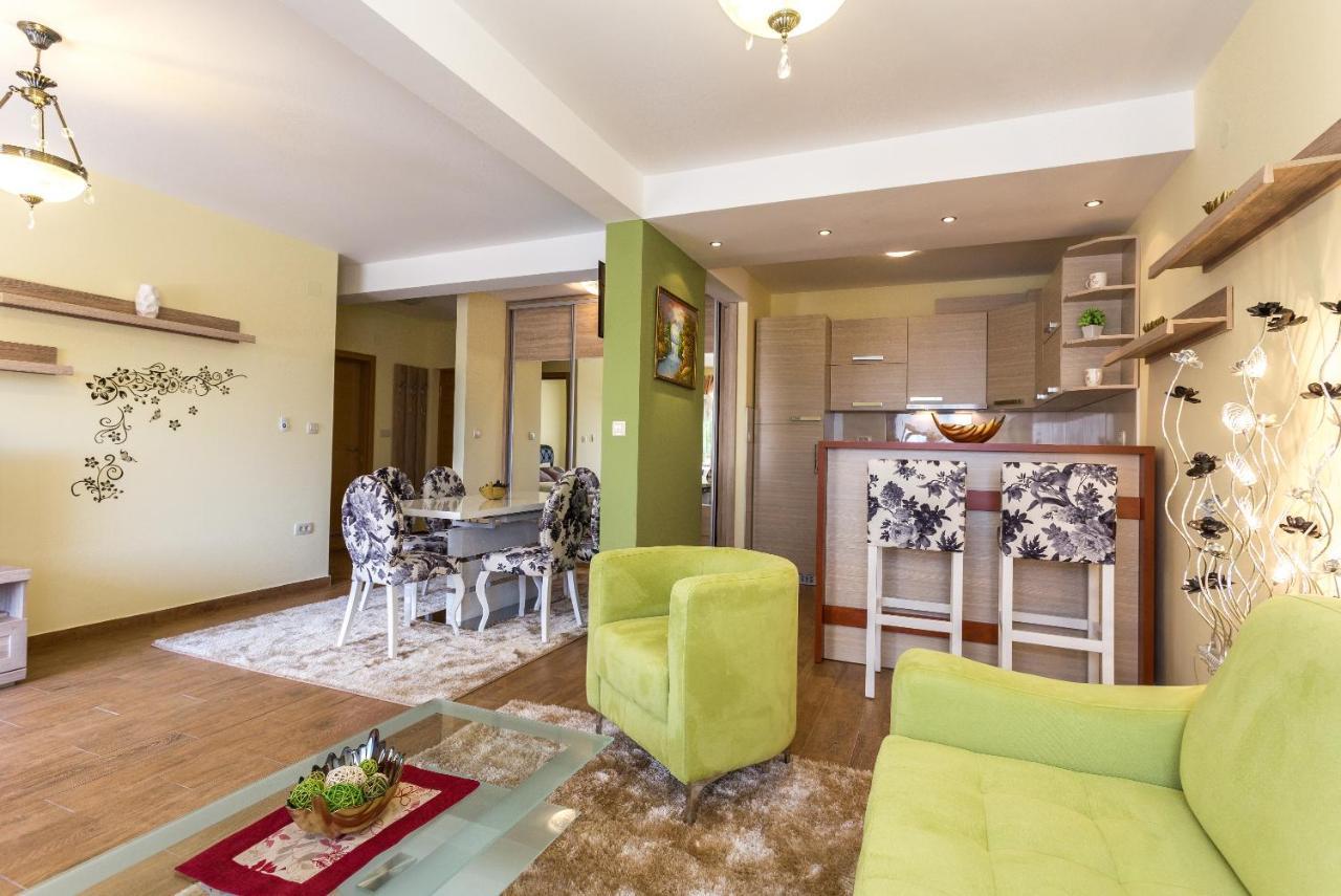 Apartments Rivijera 헤르섹 외부 사진