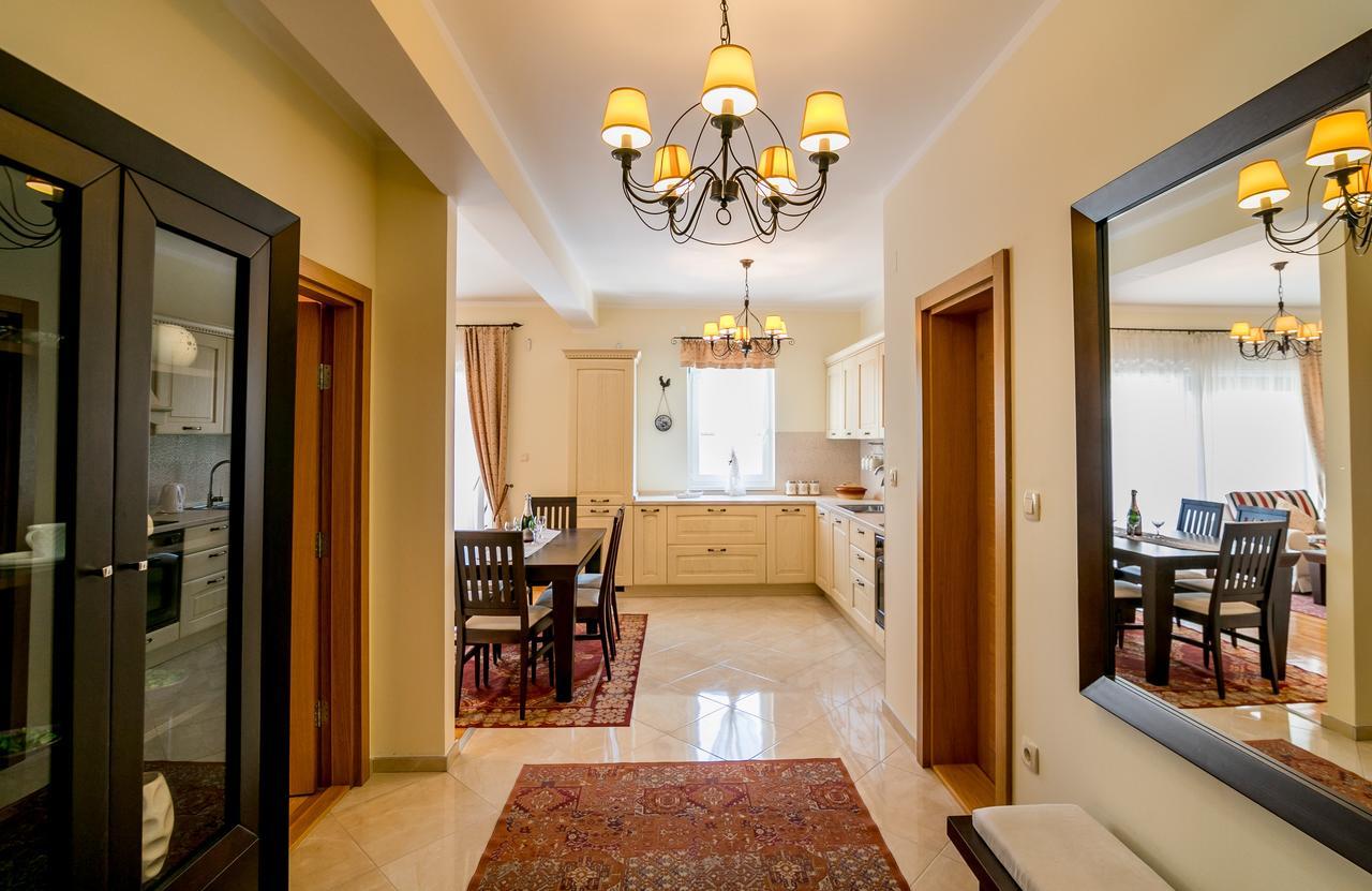 Apartments Rivijera 헤르섹 외부 사진