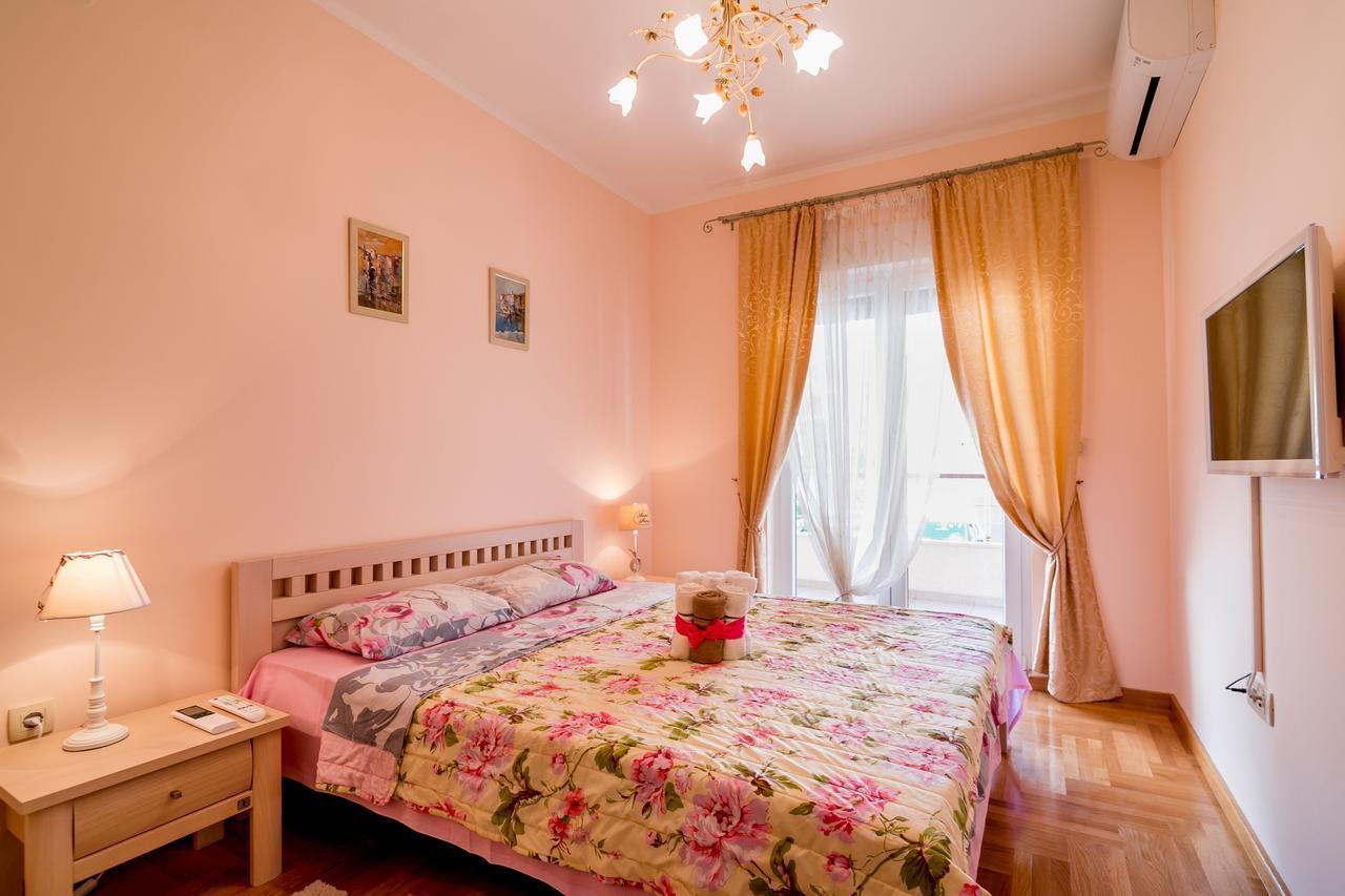 Apartments Rivijera 헤르섹 외부 사진