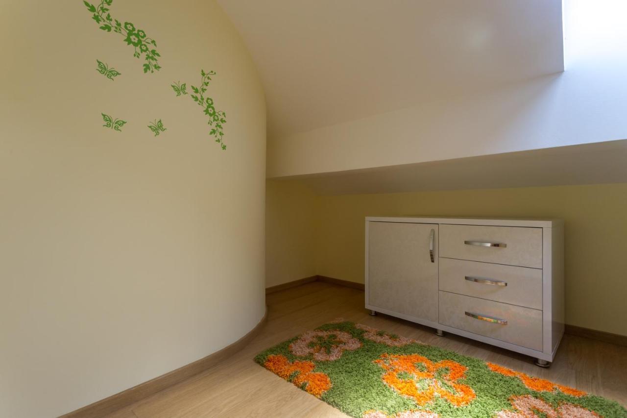 Apartments Rivijera 헤르섹 외부 사진