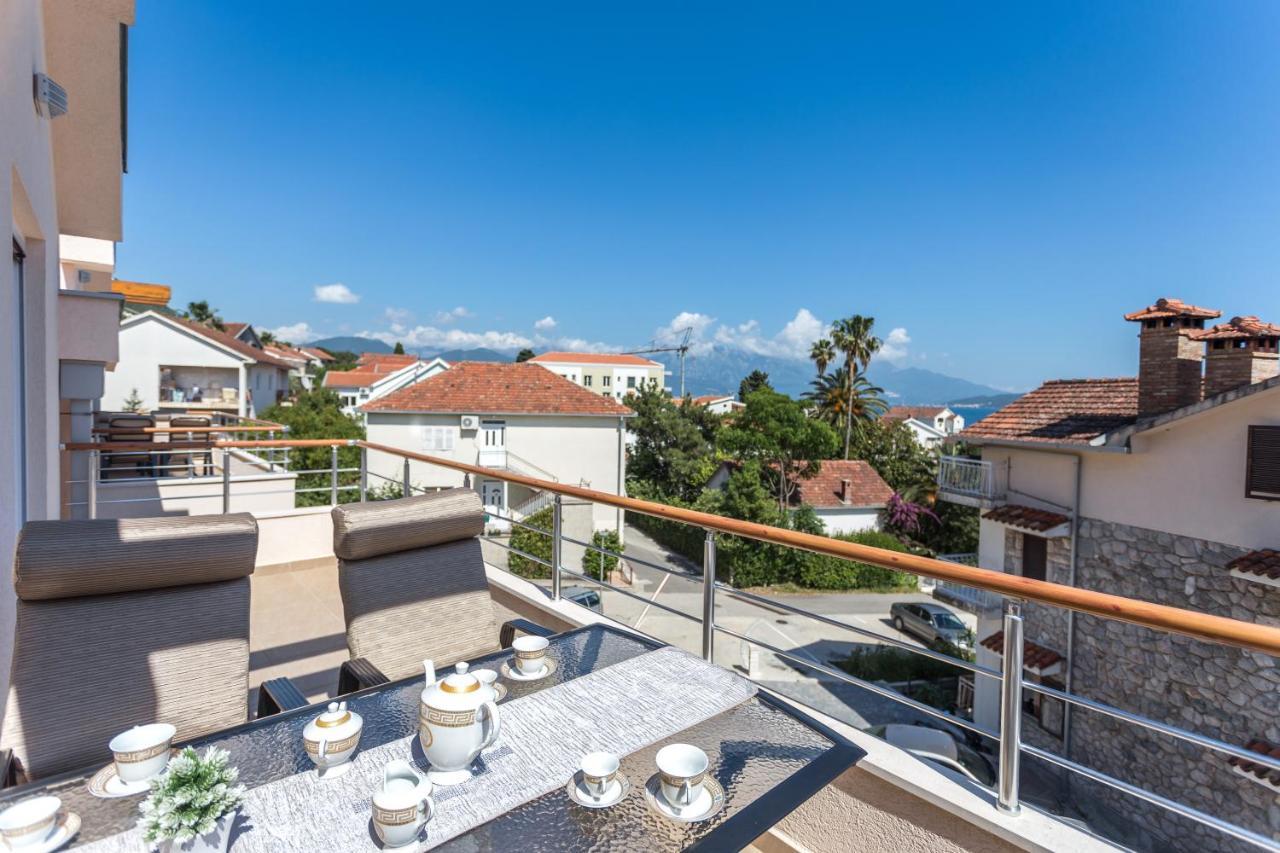 Apartments Rivijera 헤르섹 외부 사진