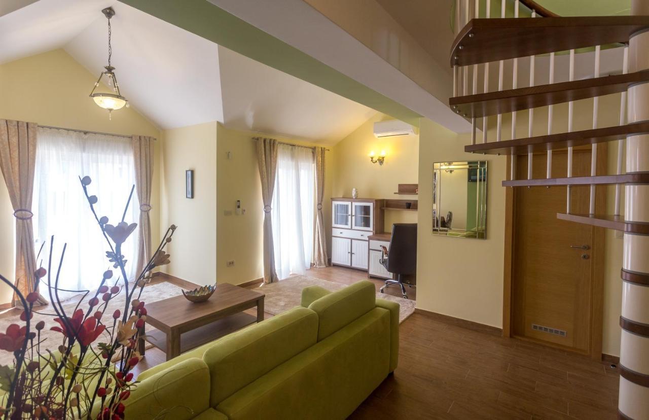 Apartments Rivijera 헤르섹 외부 사진